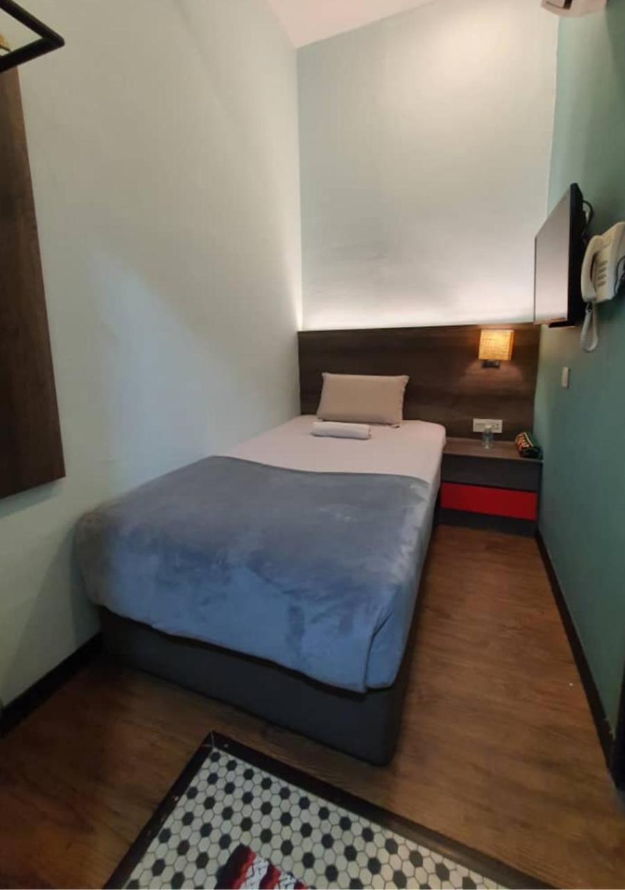 Cute Hotel & Dorms Ипох Экстерьер фото